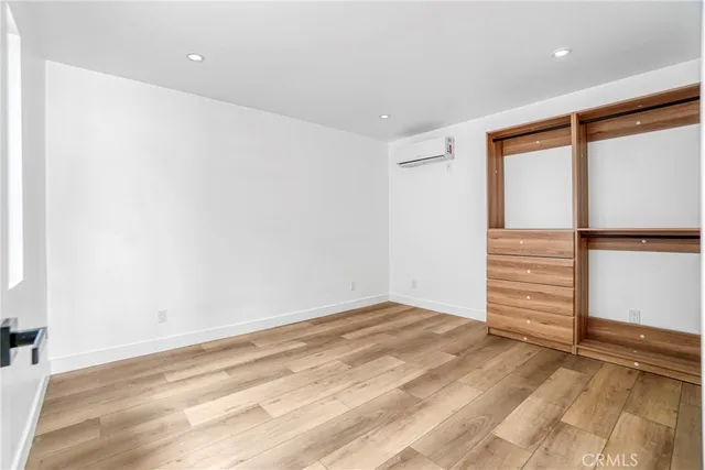 a view of yard with small white house