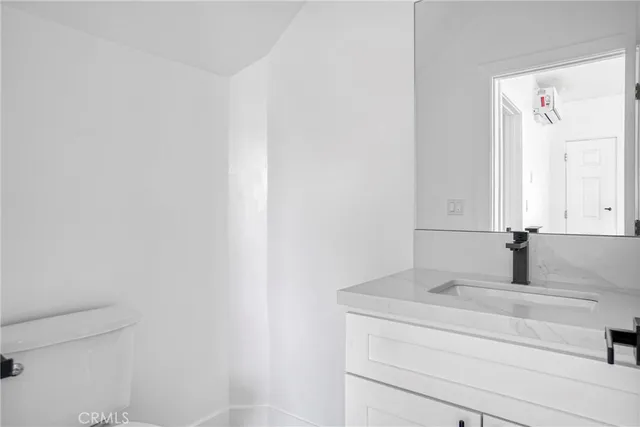 $1,950,000 | 7909 Aldea Avenue, Lake Balboa, CA 91406