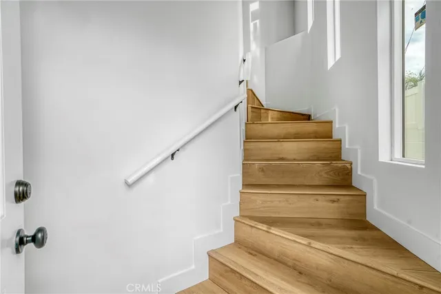 $1,950,000 | 7909 Aldea Avenue, Lake Balboa, CA 91406