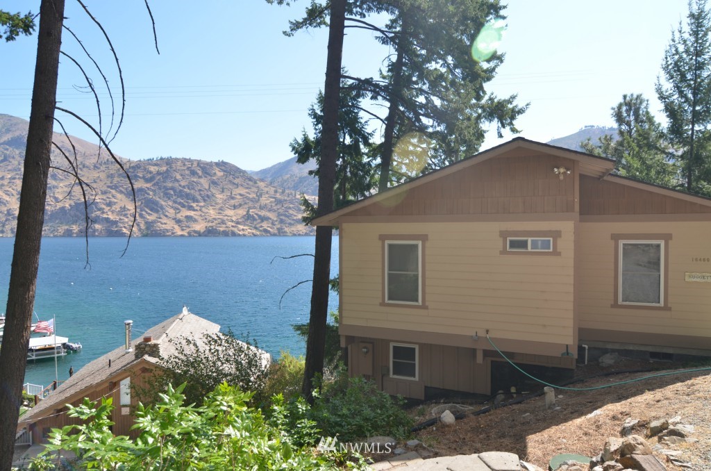 16430 South Lakeshore Road Chelan, WA 98816 - Photo 6 of 20 Gallery Image 6