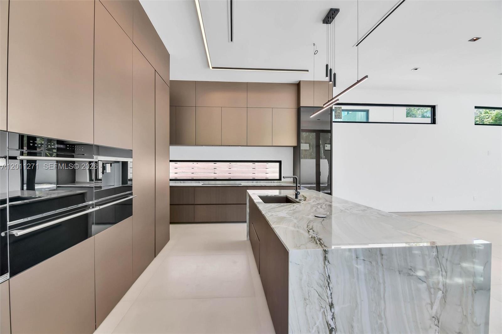 125 Southwest 29th Road Miami, FL 33129 - Photo 29 of 69
