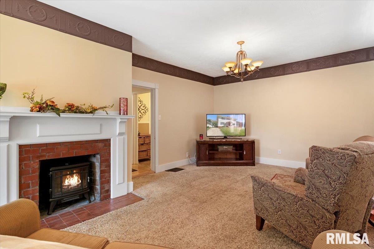 2056 South 5th Street Springfield, IL 62703 - Photo 4 of 40