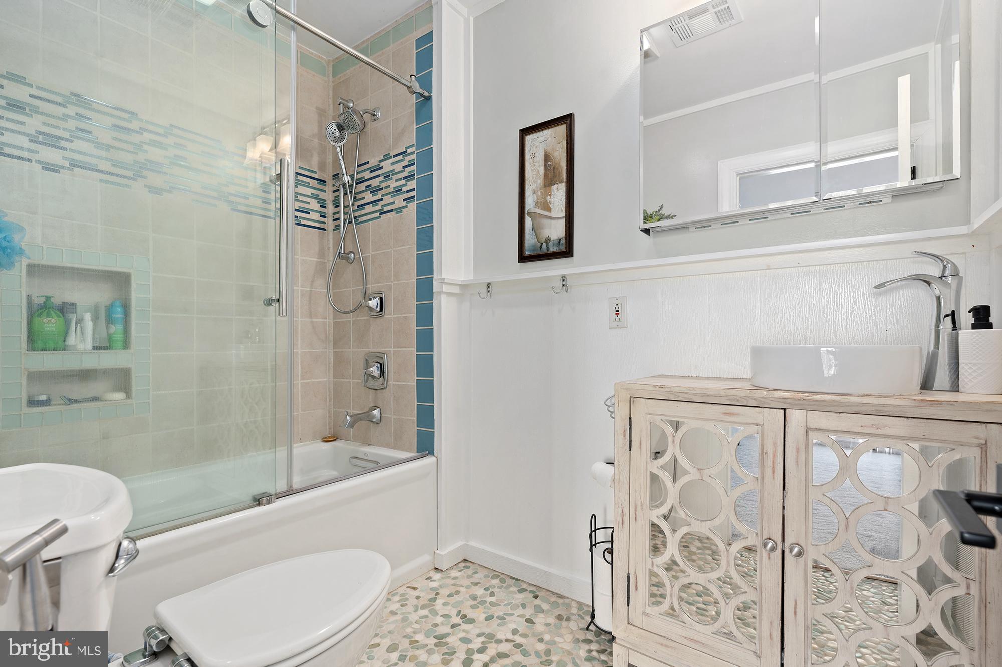 900 Union Church Road Elkton, MD 21921 - Photo 27 of 51 a bathroom with a sink toilet and shower