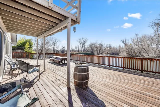 $360,000 | 15177 Harbor Lane, Clearlake, CA 95422