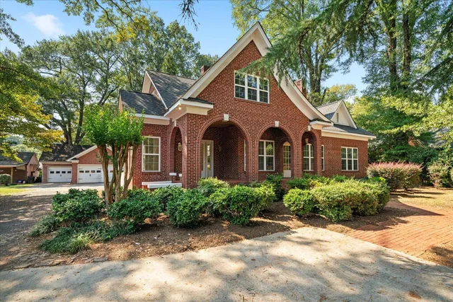 $695,000 | 703 West Walnut Avenue, Dalton, GA 30720