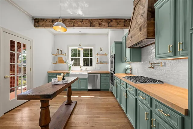 $695,000 | 703 West Walnut Avenue, Dalton, GA 30720