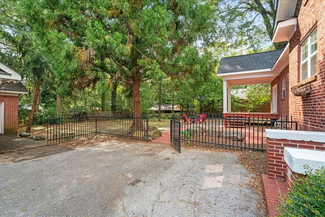 $695,000 | 703 West Walnut Avenue, Dalton, GA 30720