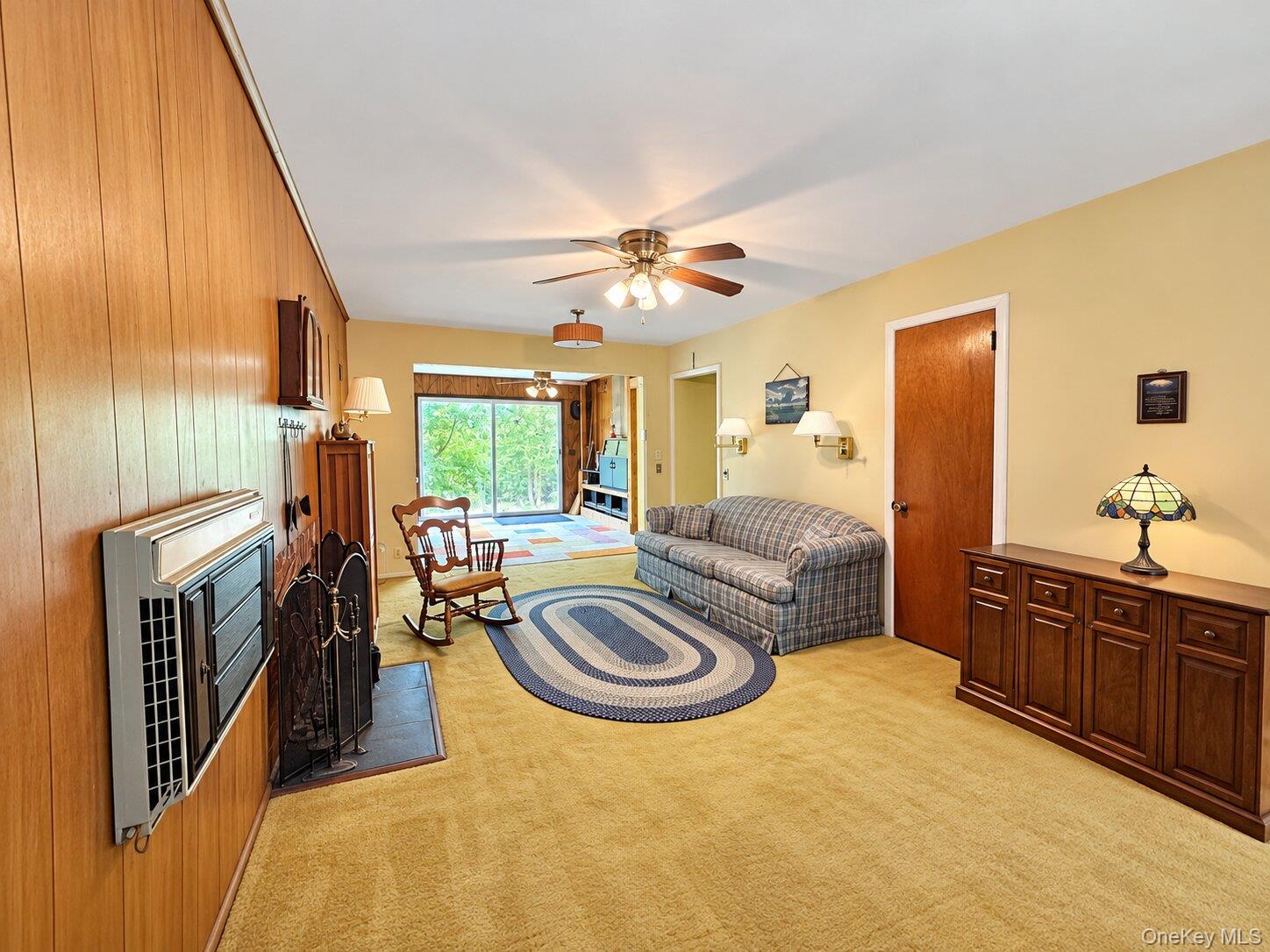 129 Village Line Road Babylon, NY 11702 - Photo 3 of 24 Gallery Image 3