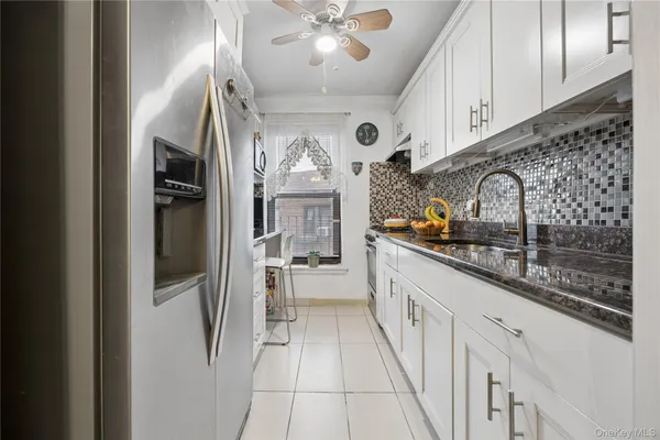 $278,000 | 139-05 85th Drive, Unit 4B | Briarwood