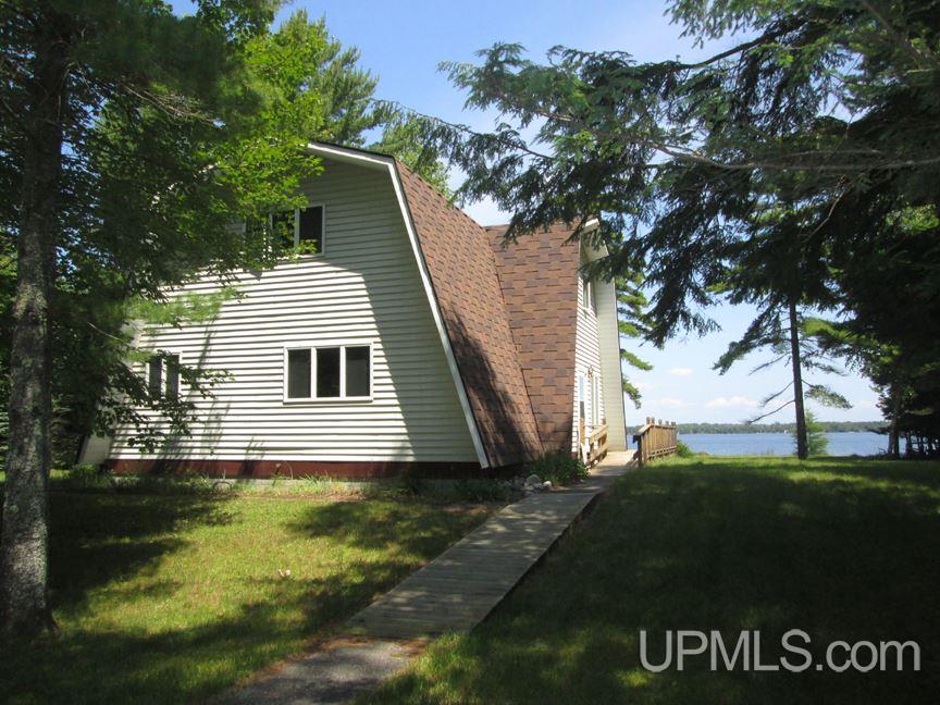 620 East Gulliver Lake Road Gulliver, MI 49840 - Photo 9 of 25