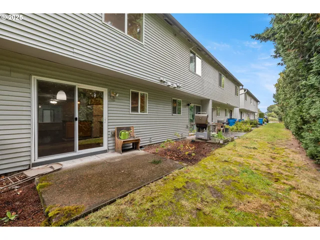 $259,900 | 4000 Northeast 109th Avenue, Unit 129Z, Vancouver, WA 98682