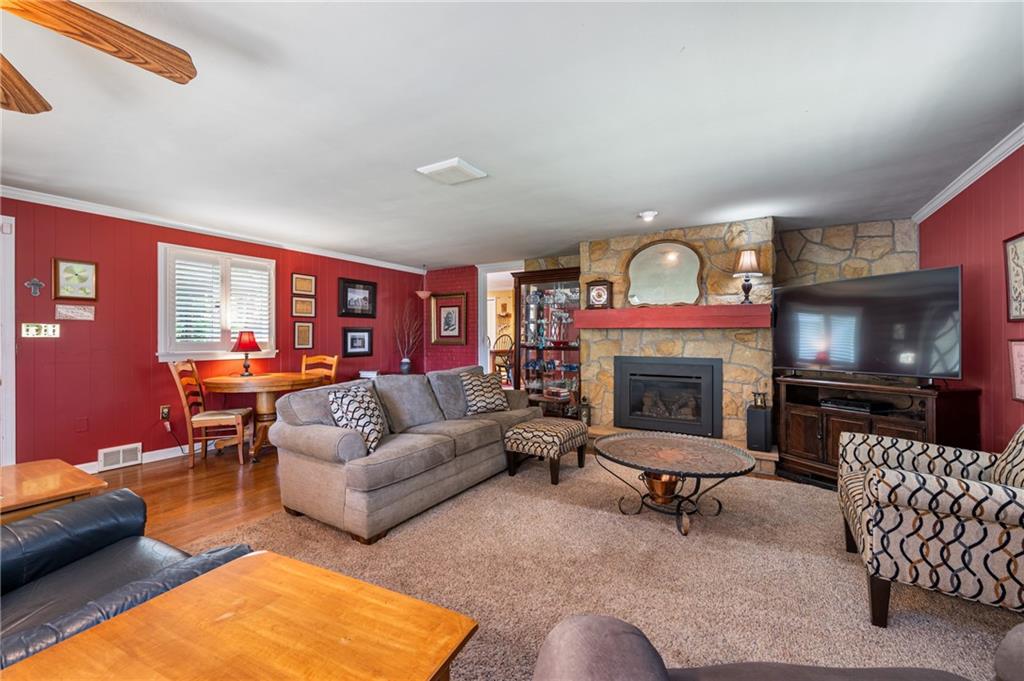 370 Reichold Road Wexford, PA 15090 - Photo 13 of 50 Gallery Image 13
