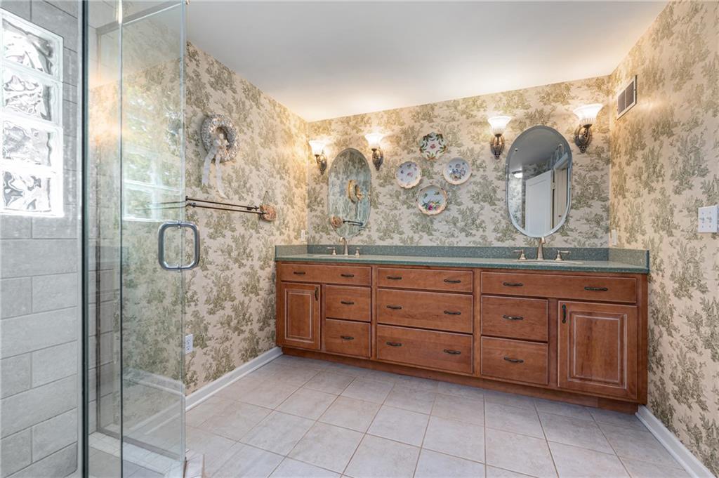 370 Reichold Road Wexford, PA 15090 - Photo 20 of 50 Gallery Image 20