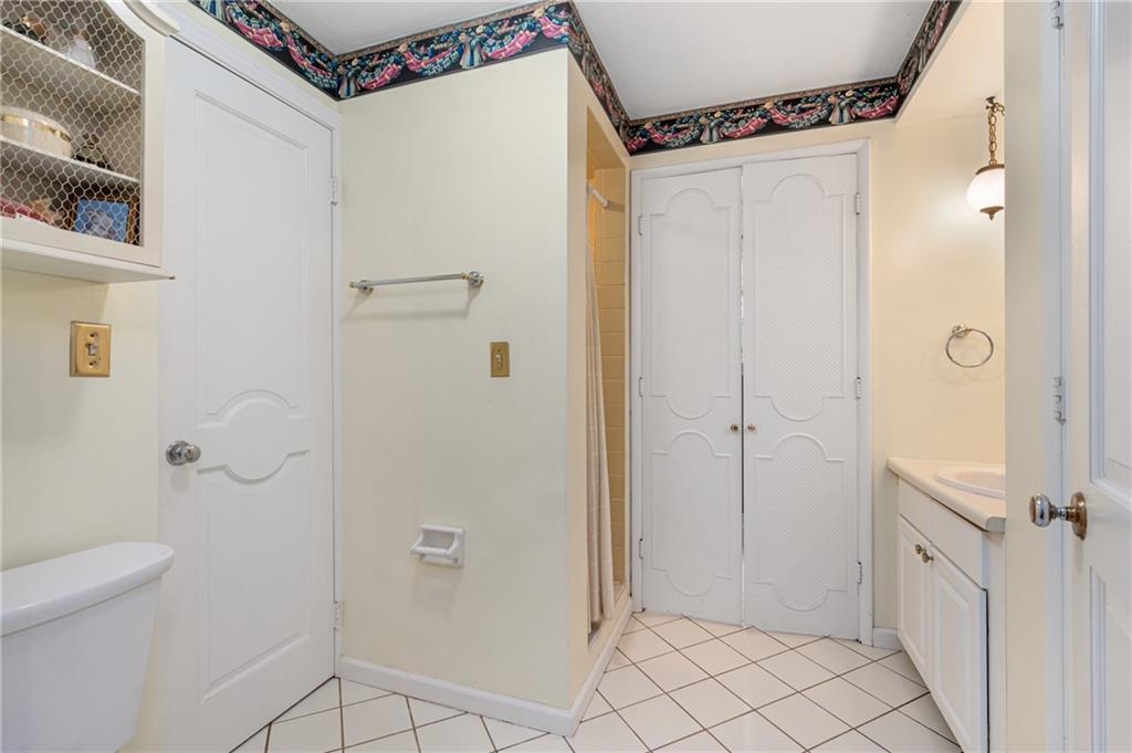 370 Reichold Road Wexford, PA 15090 - Photo 25 of 50 Gallery Image 25