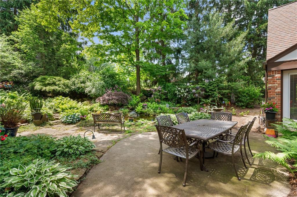 370 Reichold Road Wexford, PA 15090 - Photo 30 of 50 Gallery Image 30