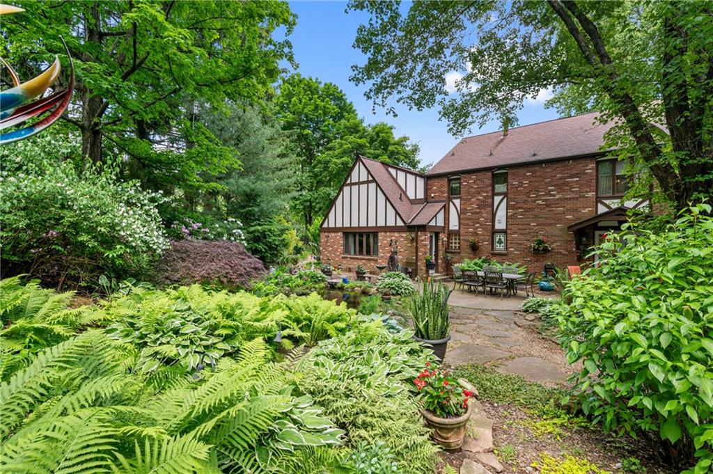 370 Reichold Road Wexford, PA 15090 - Photo 33 of 50 Gallery Image 33
