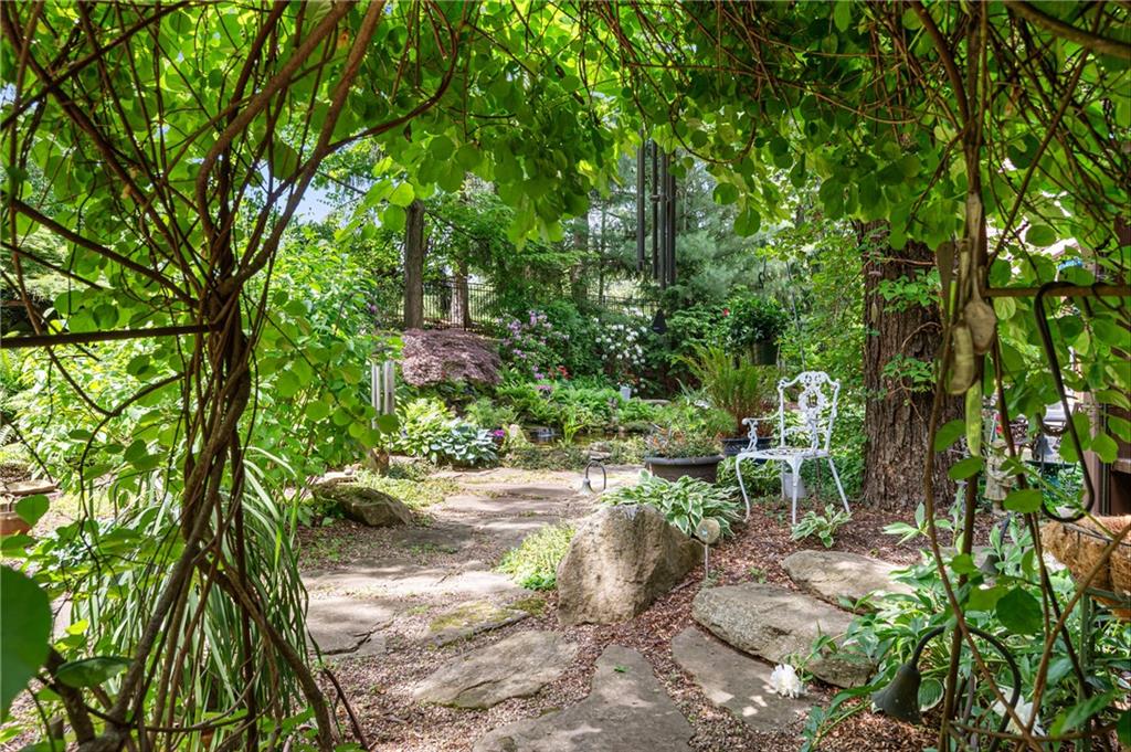 370 Reichold Road Wexford, PA 15090 - Photo 41 of 50 Gallery Image 41