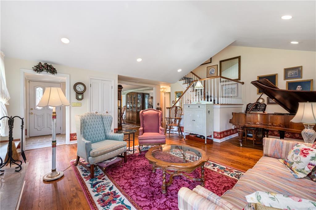 370 Reichold Road Wexford, PA 15090 - Photo 7 of 50 Gallery Image 7