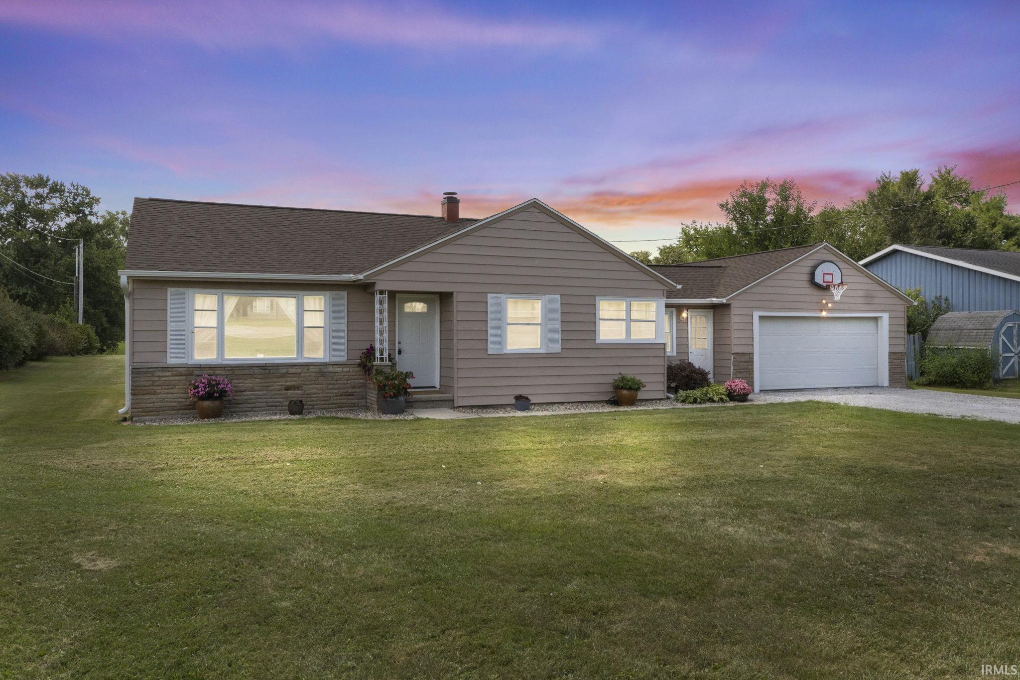 4413 Leesburg Road Fort Wayne, IN 46808 - Photo 1 of 18