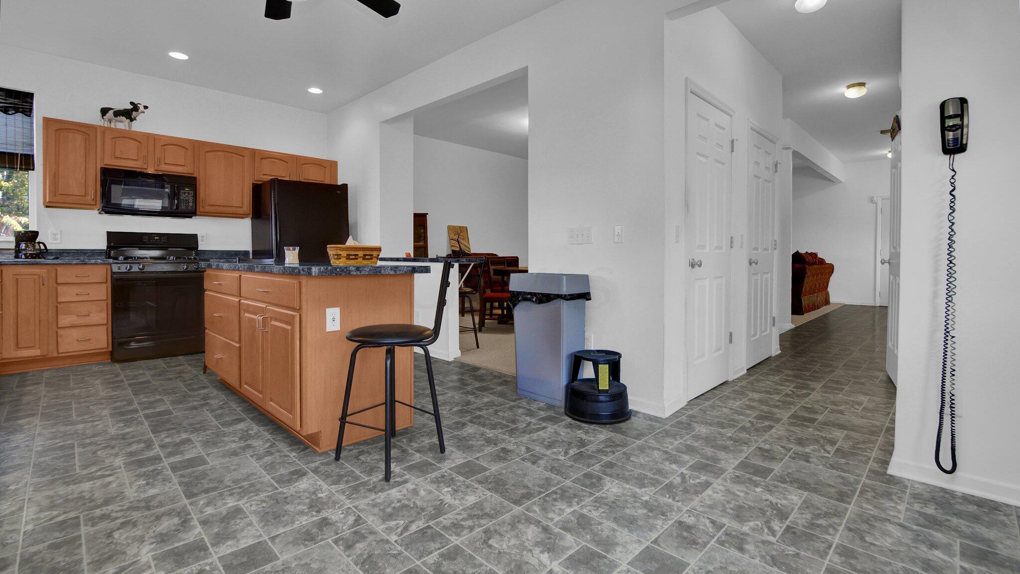 88 Reeb Avenue Columbus, OH 43207 - Photo 12 of 31 Kitchen