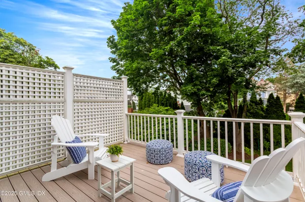 $18,000 | 9 Center Road, Old Greenwich, CT 06870