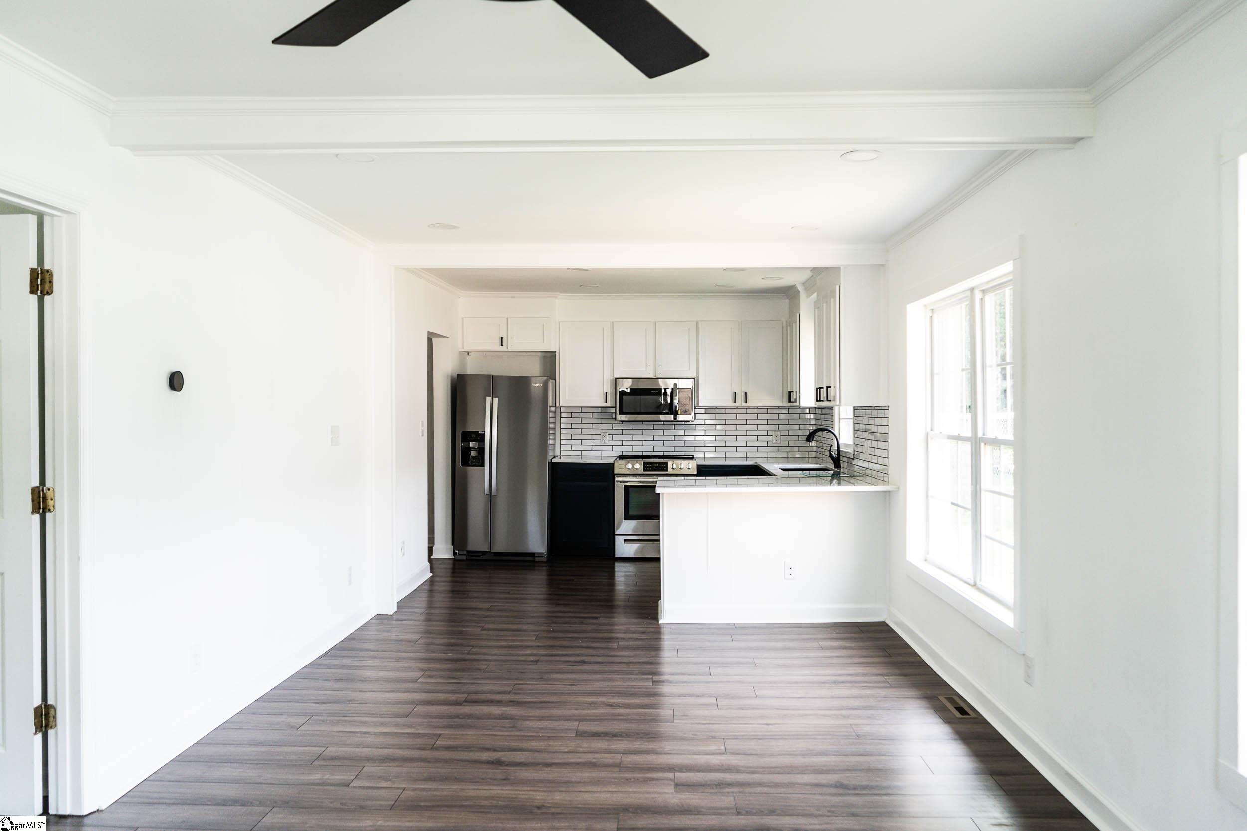 708 South Line Street Extension Greer, SC 29651 - Photo 8 of 20 Gallery Image 8