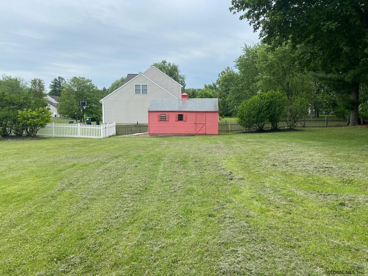 773 Lisha Kill Road Schenectady, NY 12309 - Photo 28 of 37 Gallery Image 28