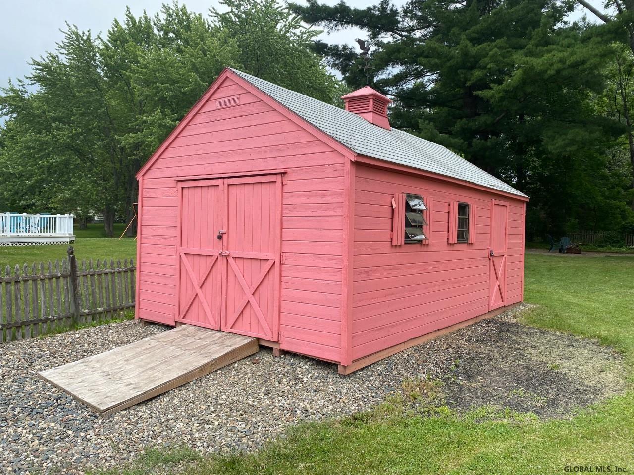 773 Lisha Kill Road Schenectady, NY 12309 - Photo 29 of 37 Gallery Image 29