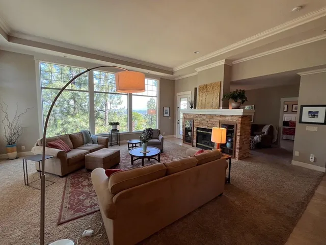 $775,000 | 10532 North Edna Lane, Spokane, WA 99218