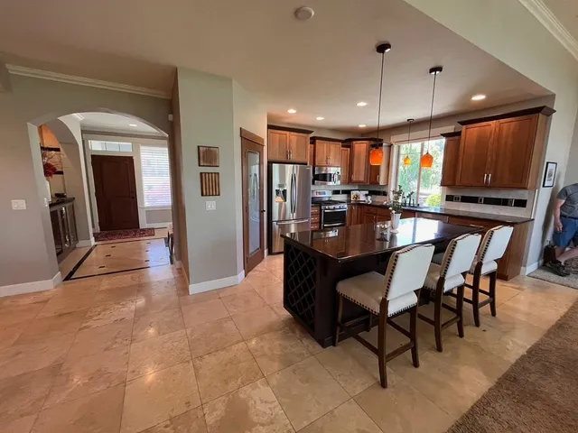 $775,000 | 10532 North Edna Lane, Spokane, WA 99218