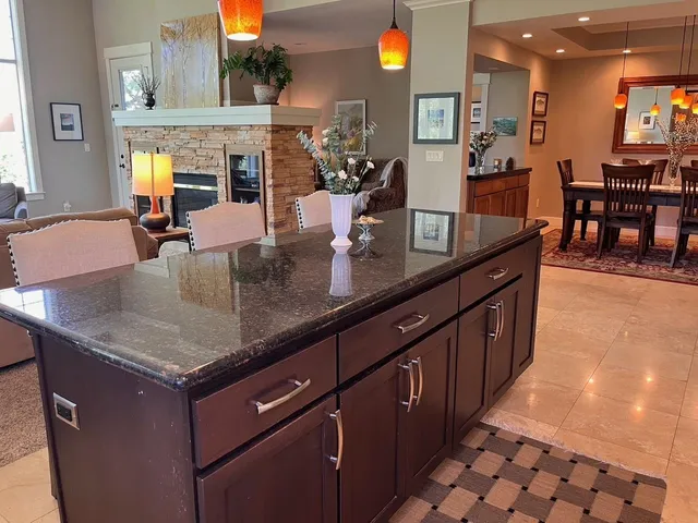 $775,000 | 10532 North Edna Lane, Spokane, WA 99218