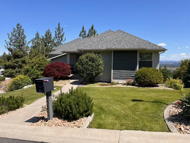 $775,000 | 10532 North Edna Lane, Spokane, WA 99218
