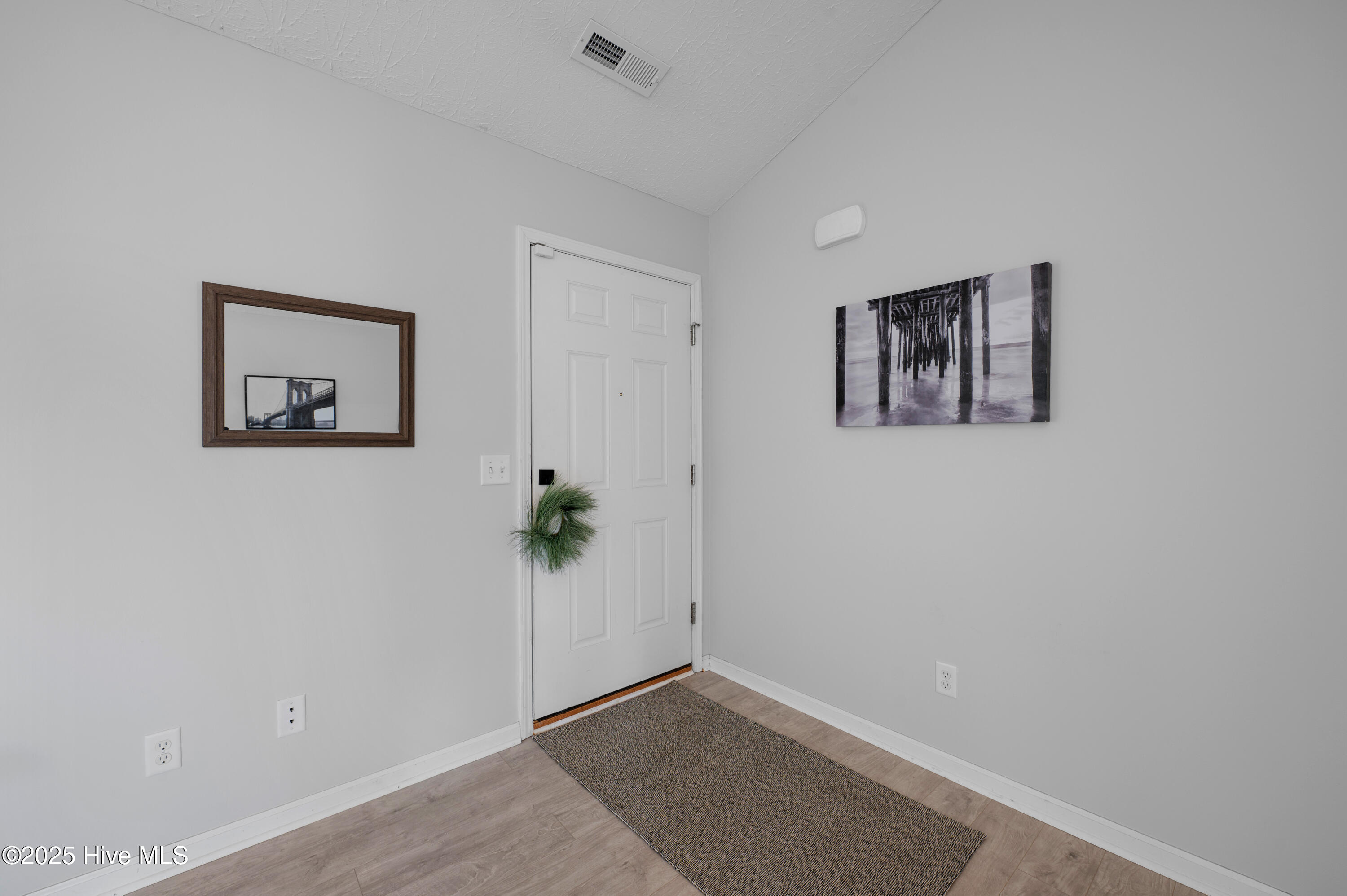 410 Tree Court Holly Ridge, NC 28445 - Photo 5 of 44 410treect_00005
