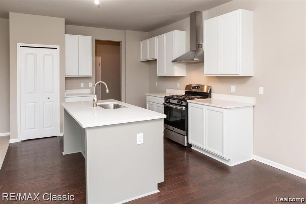 5168 Ridge Lane Warren, MI 48092 - Photo 10 of 31 Gallery Image 10