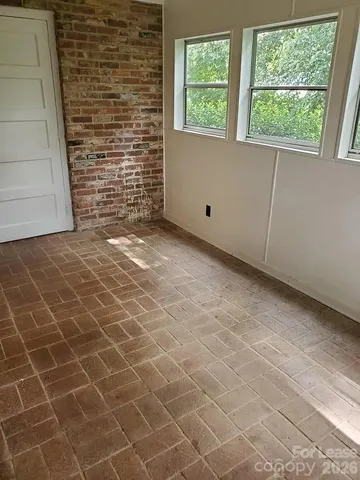 $1,595 | 4520 Holbrook Drive, Charlotte, NC 28205