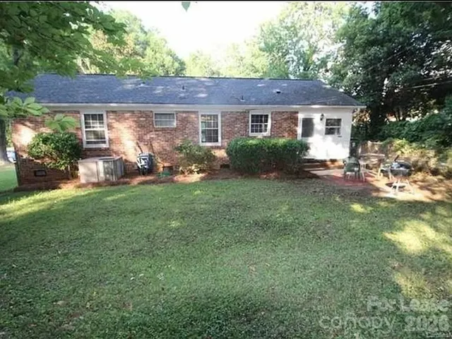 $1,595 | 4520 Holbrook Drive, Charlotte, NC 28205