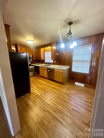 $1,595 | 4520 Holbrook Drive, Charlotte, NC 28205