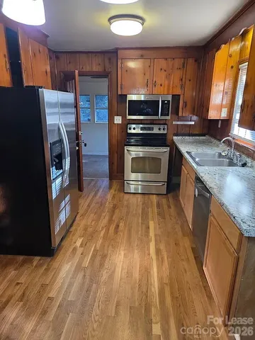 $1,595 | 4520 Holbrook Drive, Charlotte, NC 28205