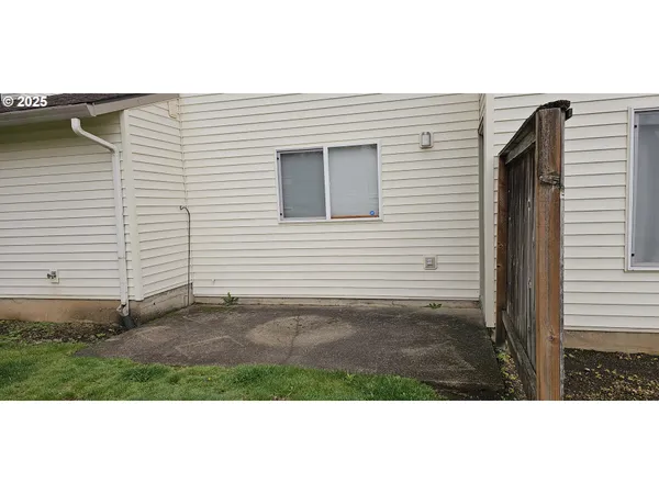 $259,950 | 510 Southeast 157th Avenue, Unit 37, Vancouver, WA 98684