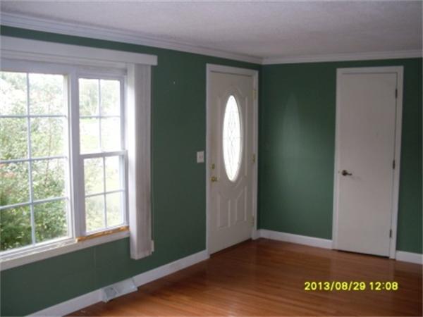 176 Forest Hill Road Agawam, MA 01030 - Photo 5 of 9 Gallery Image 5