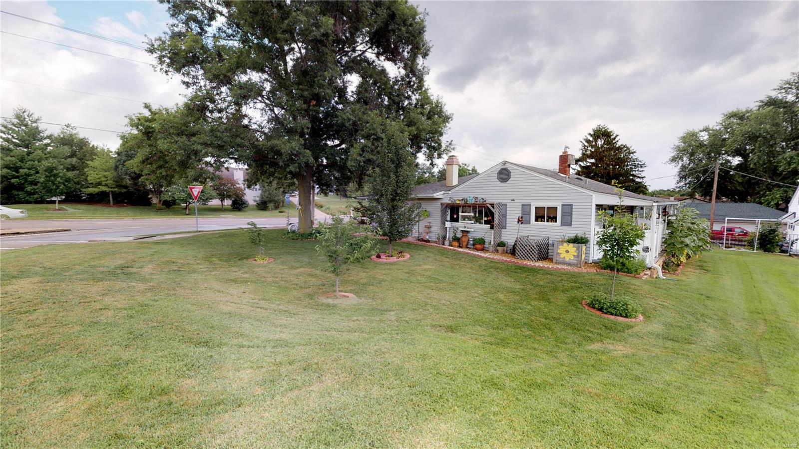 722 Forder Road St. Louis, MO 63129 - Photo 6 of 35 Gallery Image 6
