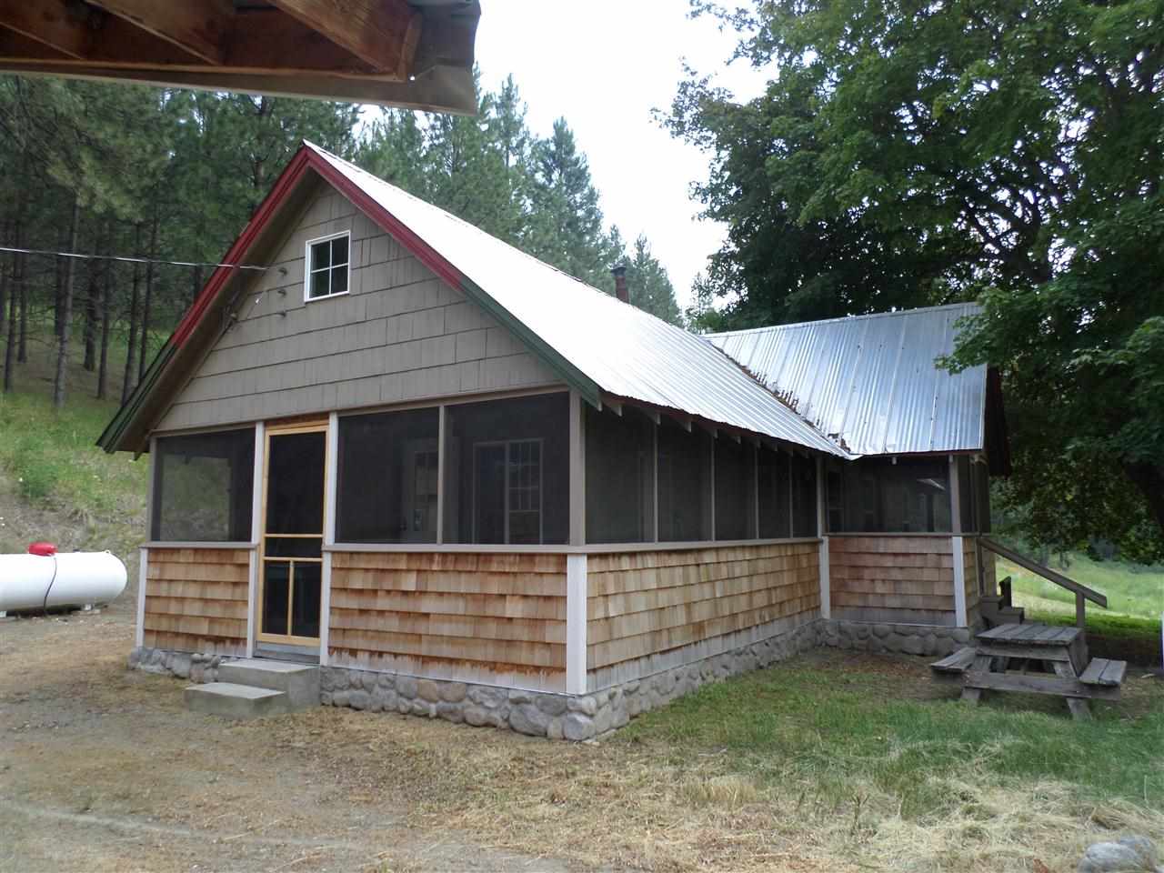 3039 Pleasant Valley Road Rice, WA 99167 - Photo 2 of 16