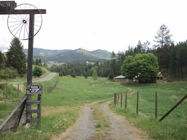 3039 Pleasant Valley Road Rice, WA 99167 - Photo 4 of 16