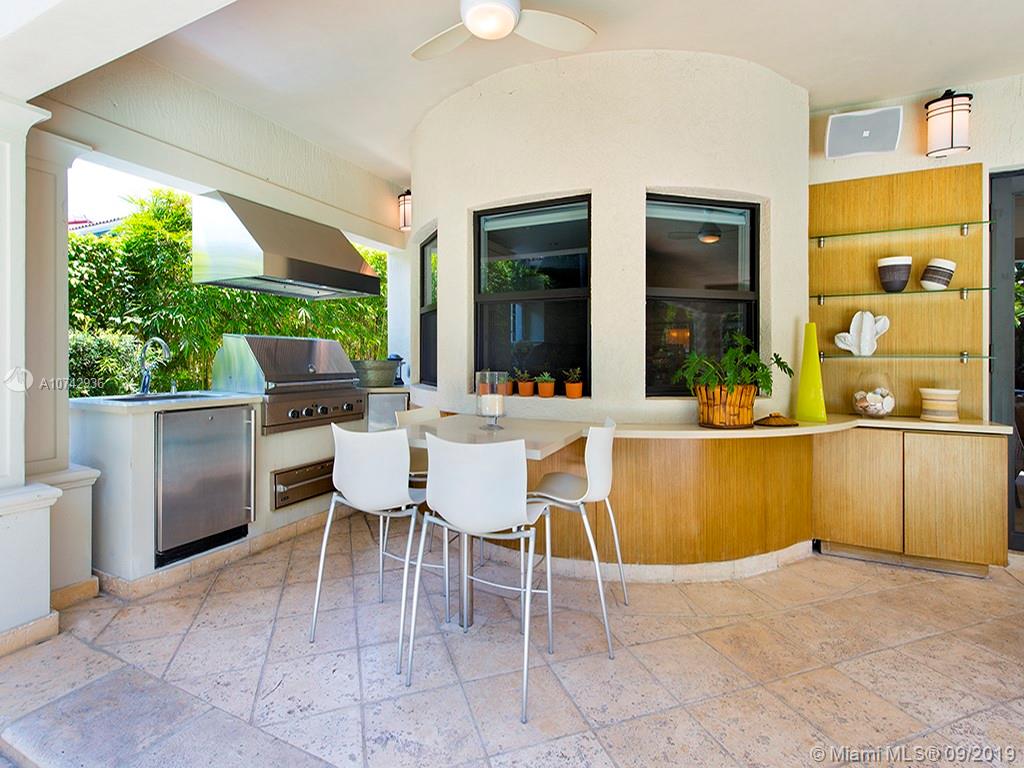 6034 Pine Tree Drive Miami Beach, FL 33140 - Photo 11 of 28