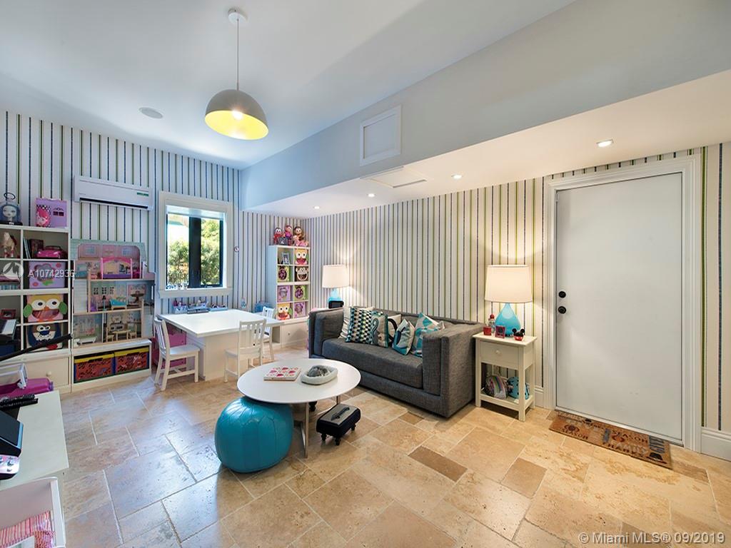 6034 Pine Tree Drive Miami Beach, FL 33140 - Photo 17 of 28