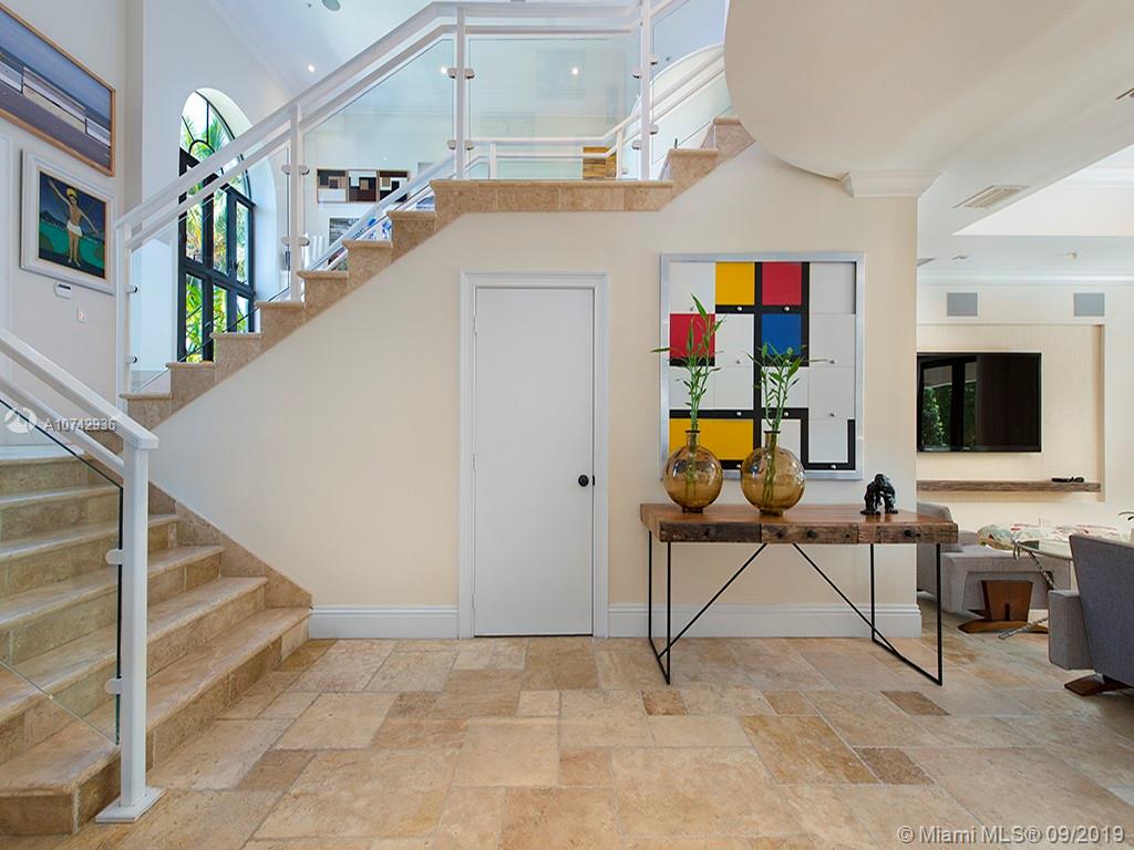 6034 Pine Tree Drive Miami Beach, FL 33140 - Photo 18 of 28