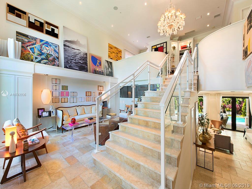 6034 Pine Tree Drive Miami Beach, FL 33140 - Photo 3 of 28