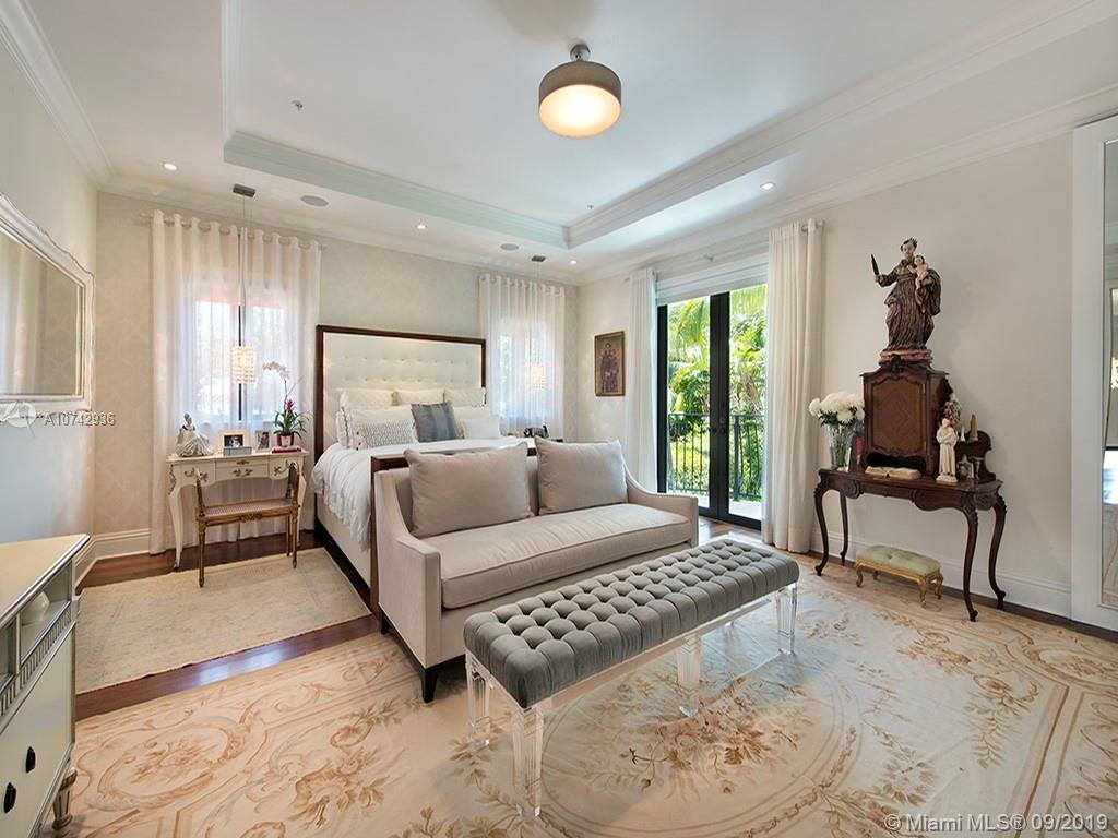 6034 Pine Tree Drive Miami Beach, FL 33140 - Photo 22 of 28