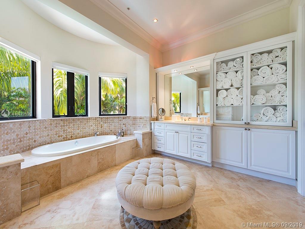 6034 Pine Tree Drive Miami Beach, FL 33140 - Photo 23 of 28