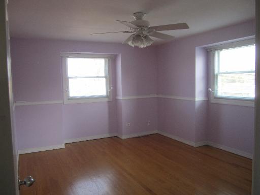 545 Beck Road Lindenhurst, IL 60046 - Photo 9 of 16